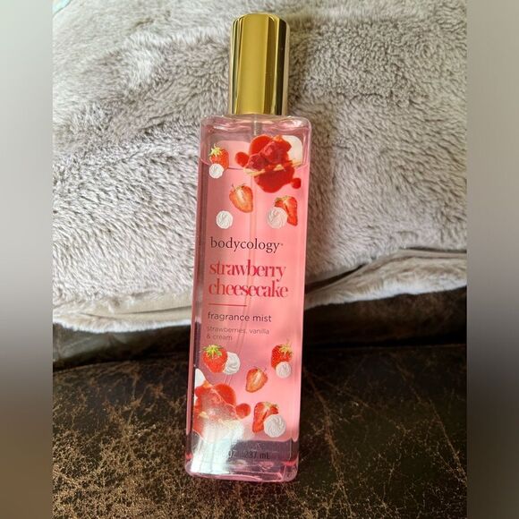 Strawberry Cheesecake Fragrance Mist 8 oz - Picture 1 of 5